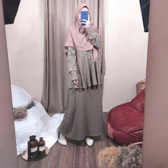 A Skirt (Bawahan Beka)