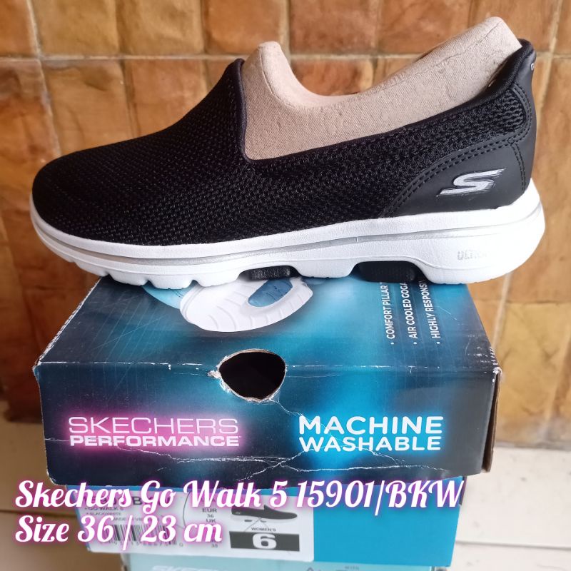 Skechers Go Walk 5 15901/BKW 36