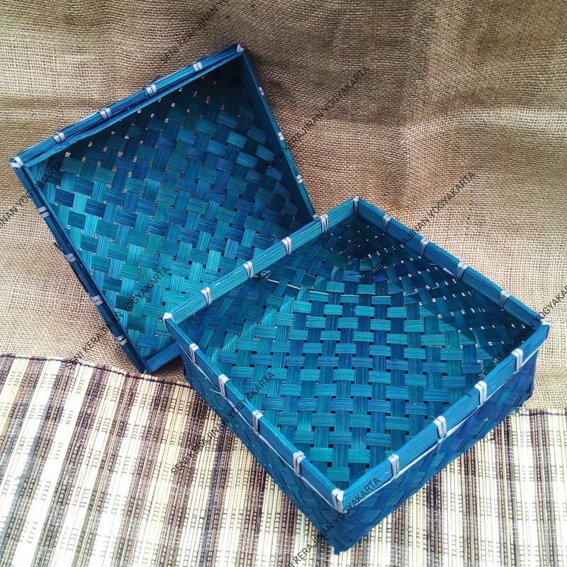 

(B243) Sokase Bambu 22cm Warna|Hampers|Wadah Sembako|Makanan|Hantaran|Hadiah|Syukuran