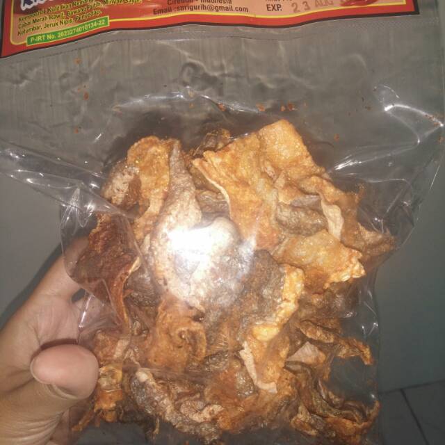 

Kerupuk ikan hot