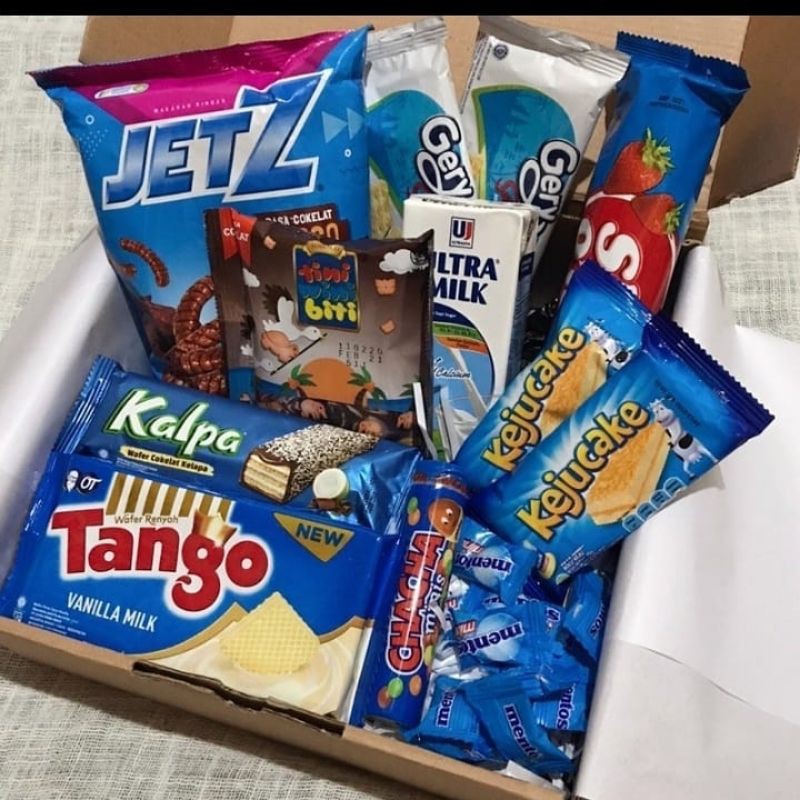 

Giftbox Snack Blue 2