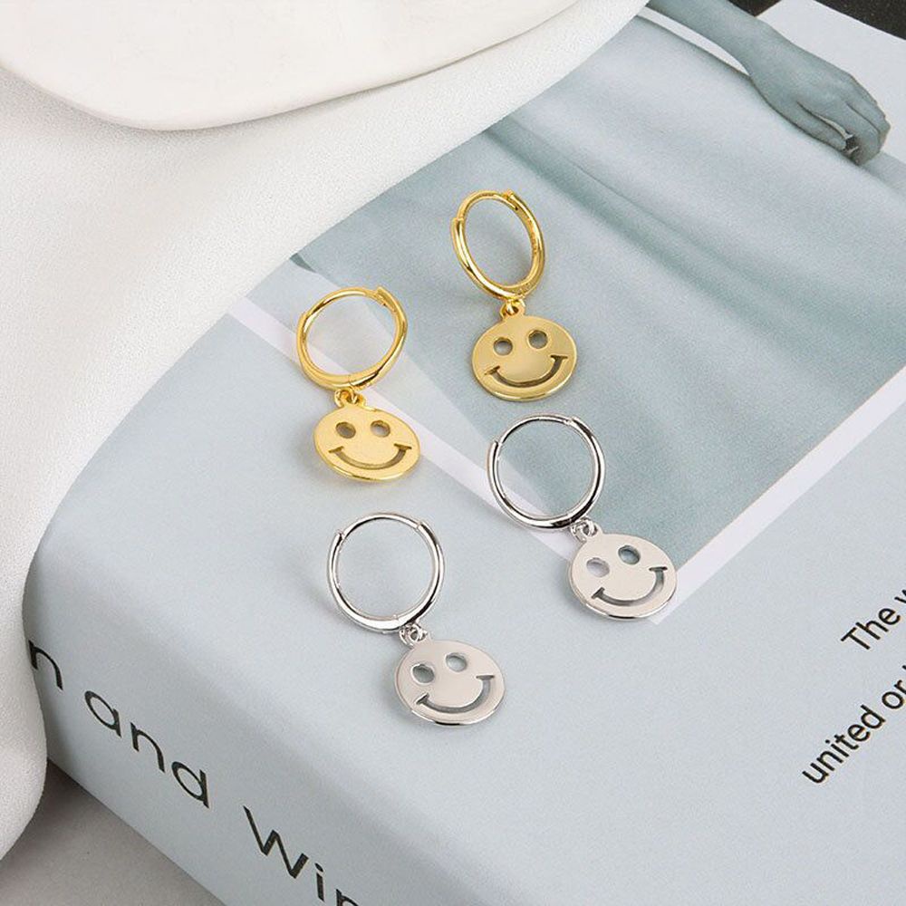 Anting Hoop Geometris Hias Liontin Smiley Face Bahan Logam Warna-Warni Untuk Wanita