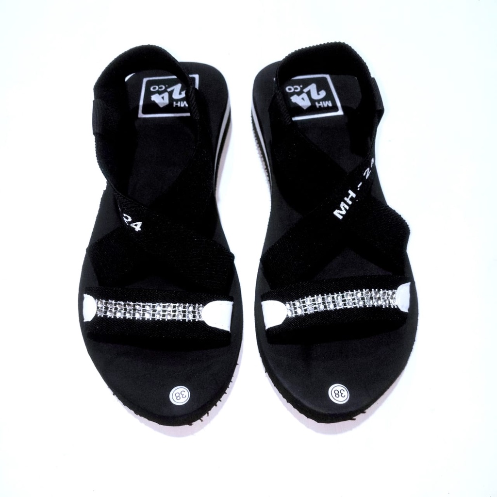 Sandal Gunung Wanita Karet Mute Terbaru
