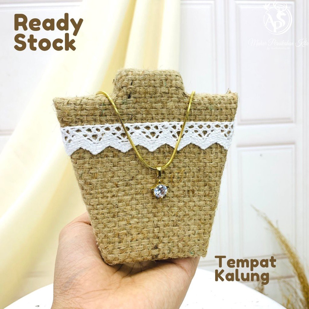 Tempat Kalung | Necklace Holder | Necklace Stand Bahan Kerajinan Untuk Dekorasi Ring Box &amp; Box Perhiasan Ukuran 12x12 cm Bahan Goni