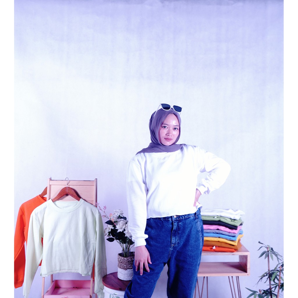 BASIC CROOP SWEATER 20 WARNA  KOREAN STYLE