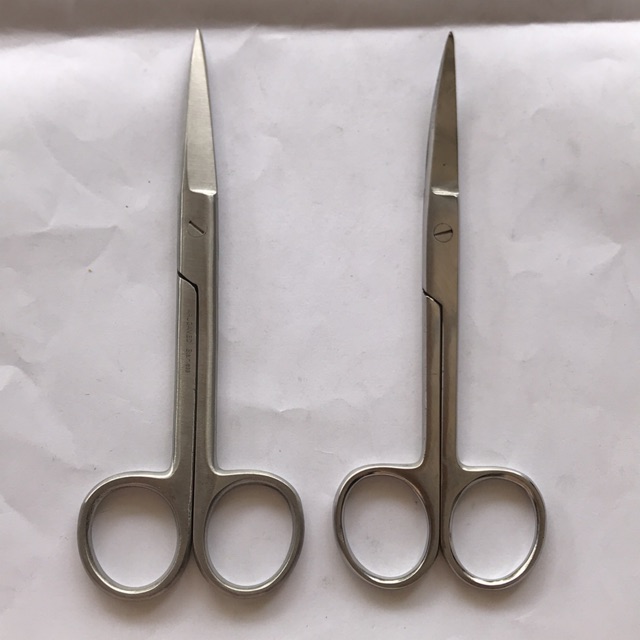 

Gunting jaringan 14cm / Operating Scissors 14cm