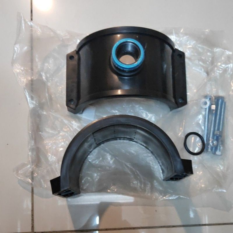 CLAMP SADDLE HDPE HQ 160×1 INCH