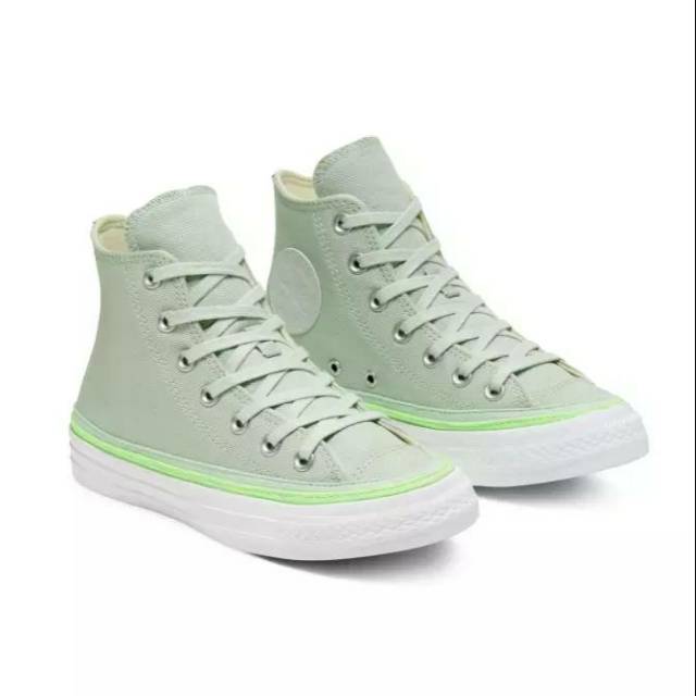 converse chuck taylor hiker