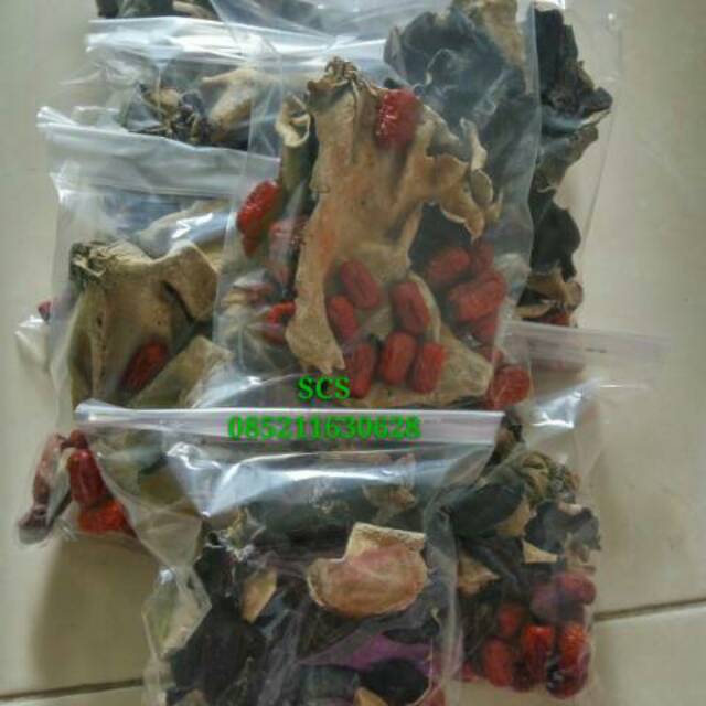 

JAMUR HITAM PUTIH 50gram+ ANGCO KURMA CINA 50gram