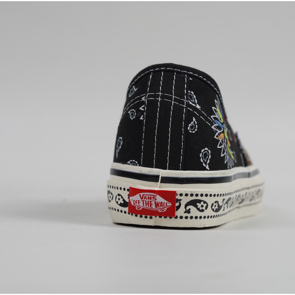 Vans DX Anaheim Factory Paisley Black