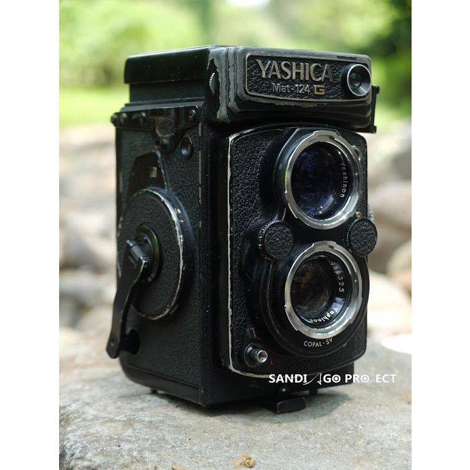 KAMERA ANALOG TLR YASHICA MAT 124G KAMERA ANTIK KAMERA VINTAGE
