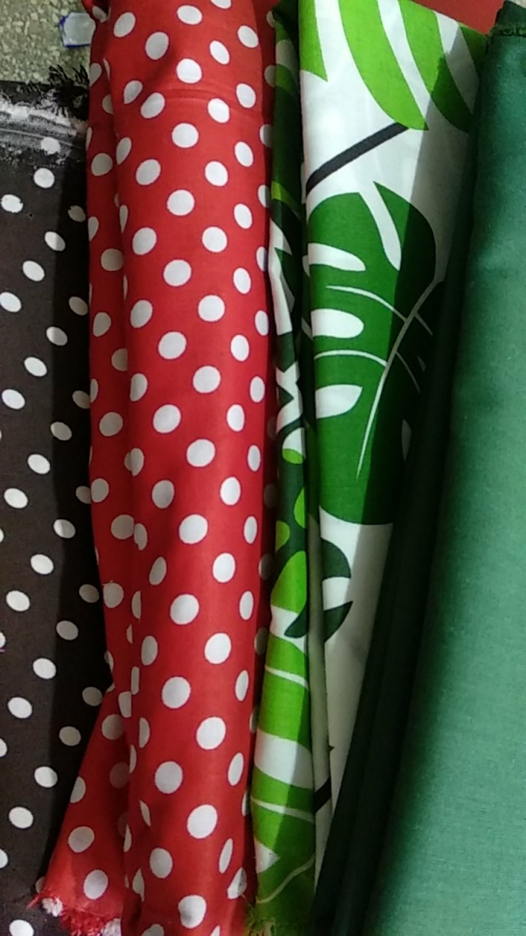 Kain Sprei Daun² Murah Motif Thalia