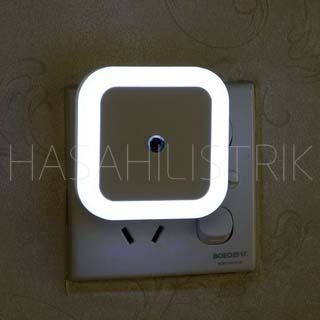 Lampu tidur night/Sleep Mini lamp dekorasi hias kotak LED otomatis sensor cahaya