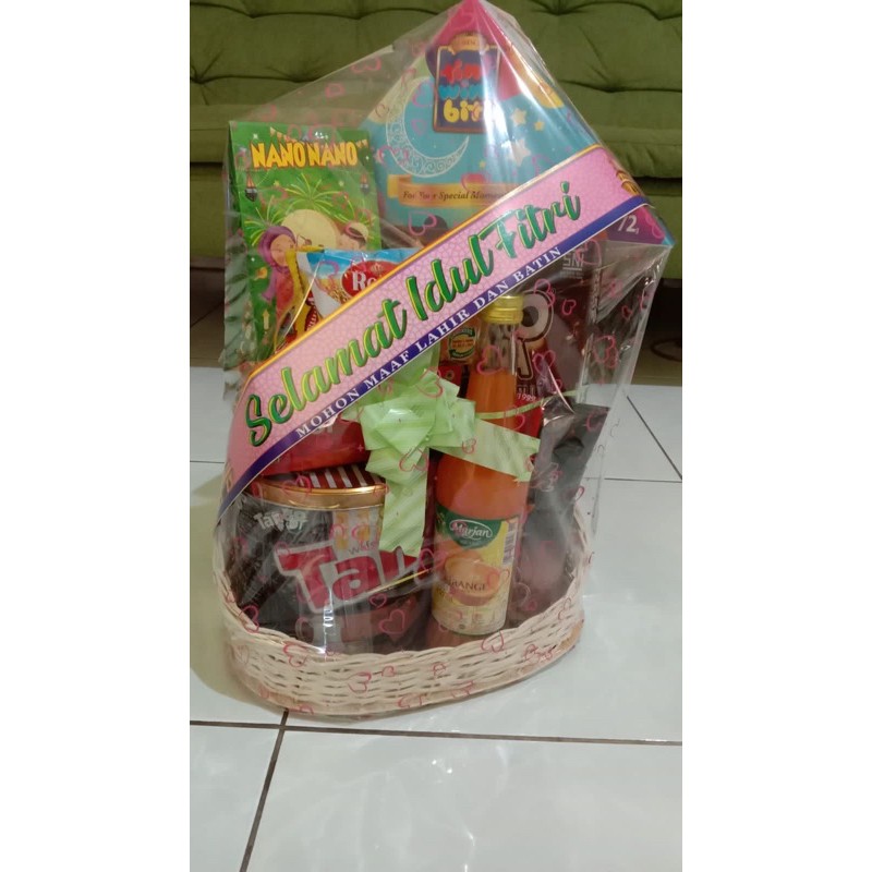 

Parcel Lebaran + gift card
