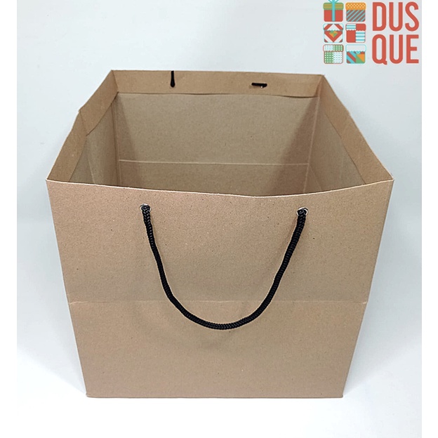 

PAPER BAG 31X31X31CM 150GSM (1PCS)