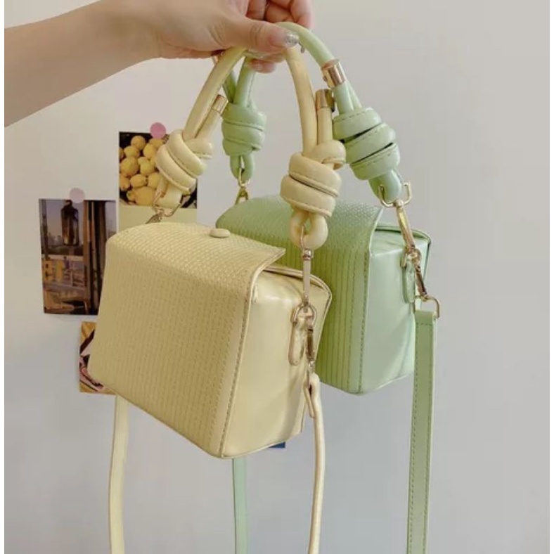 Tas Sling Trendy Fashion Tas Selempang Hand Bags Elite Import