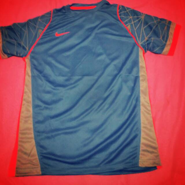 BAJU FUTSAL/OLAHRAGA NIKE