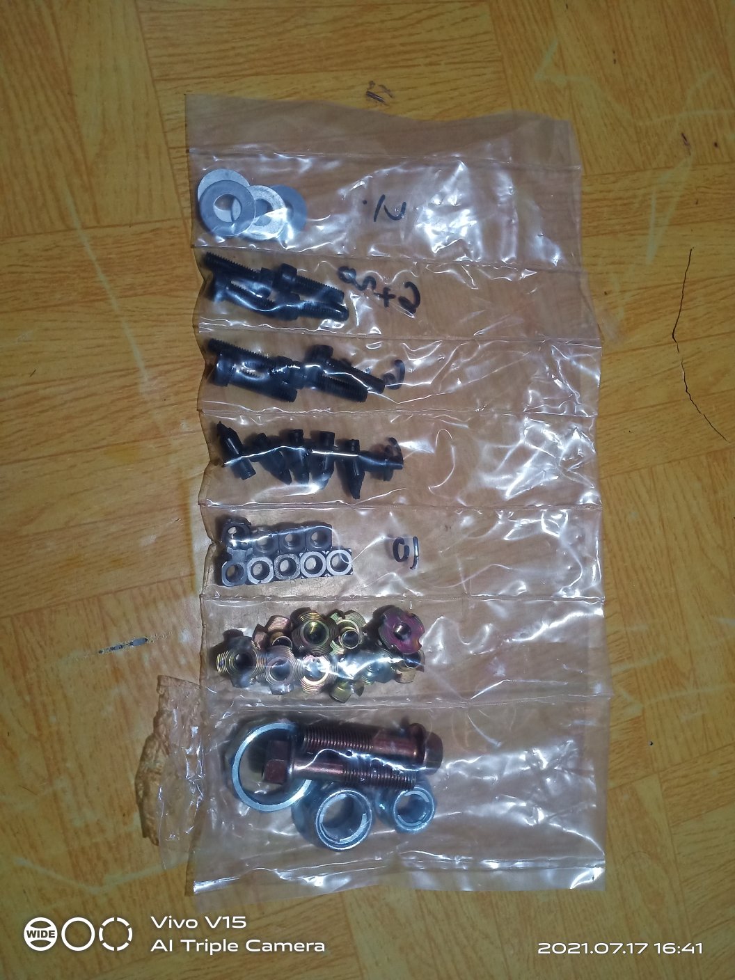 T Nut  Tee Nut  Mur Furniture  Mur Cakar  Mur Tanam Kayu M6