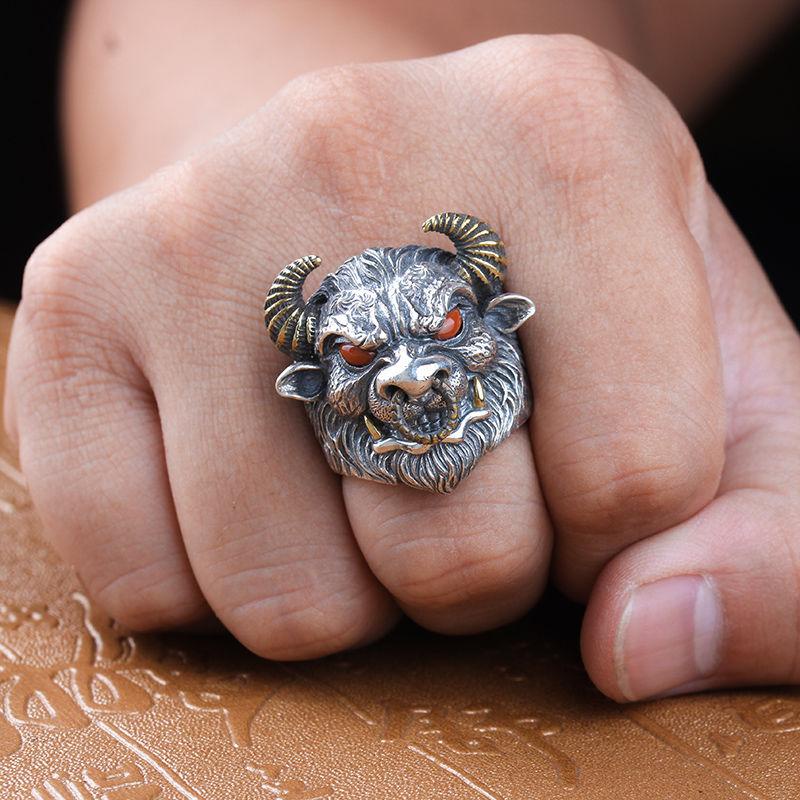 Cincin Bentuk Kepala Banteng Gaya Punk Goth Adjustable Untuk Pria