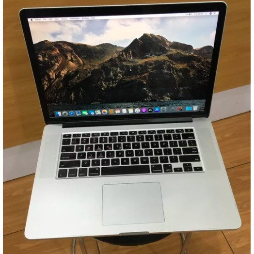 Second Macbook Pro Retina 15inch Late 2013 Core i7 Ram 16GB SSD 512 GB MURAH PROMO