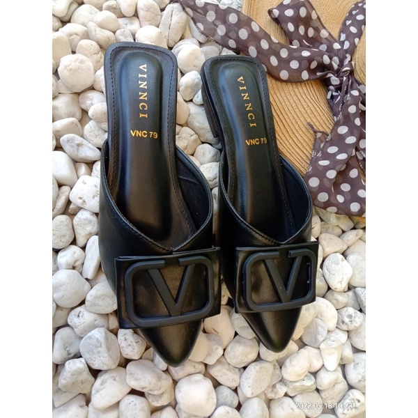 VINNCI PREMIUM VIONA BY MISUTA Sandal