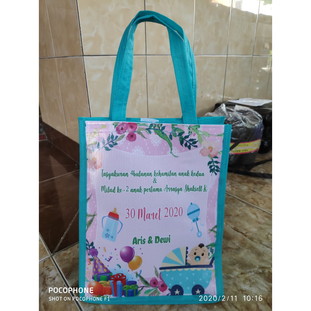 

TAS ULTAH CUSTOM UK 28 x 16 x 31 (PxLxT)