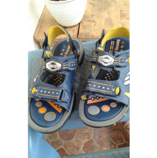 PRELOVED SENDAL SEPATU HOMYPED ANAK