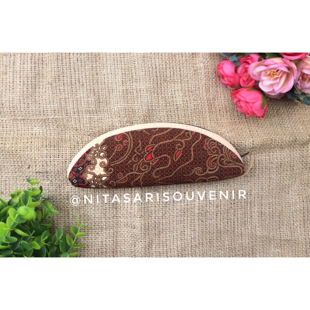 

T4 pensil batik oval