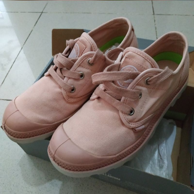 PALLADIUM BOOTS PAMPA OXFORD PEACH SIZE 38 SECOND