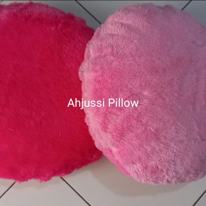 Sarung Bantal Sofa bulat rasfur bulu import