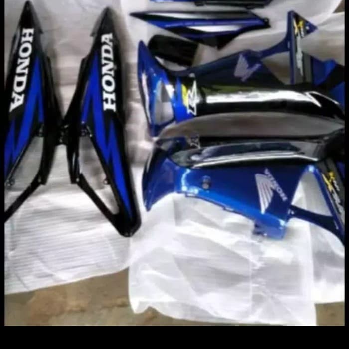 Cover body dan sayap set supra x 125 lama biru