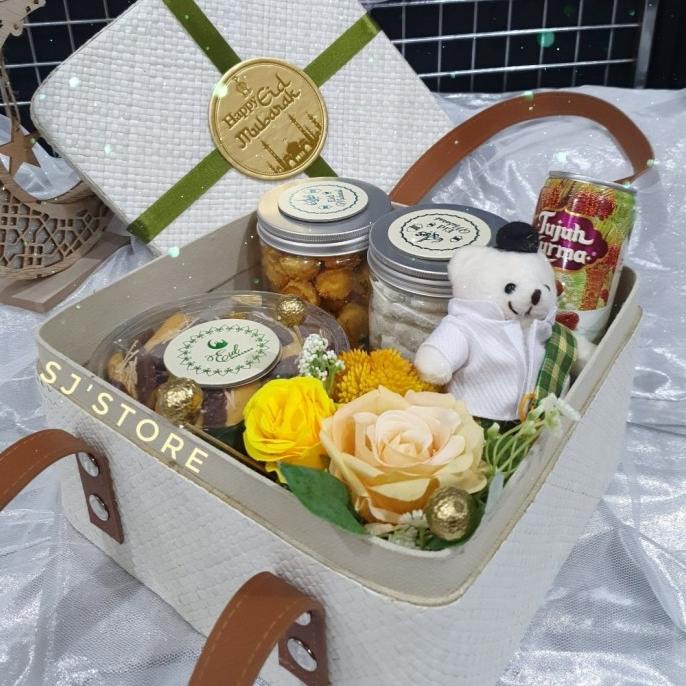 

PAKET BOX HAMPERS LEBARAN KUE KERING TOPLES MURAH 9 XCD521XS