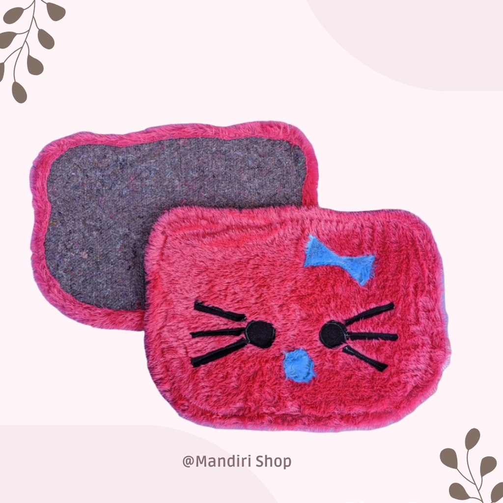 Kesed kaki karakter bulu rasfur anti slip-Hello kitty pink