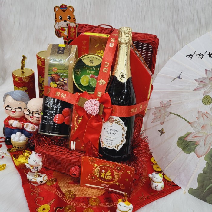 

Paket box dekorasi sakura hampers imlek cny parcel kado kue kering 83