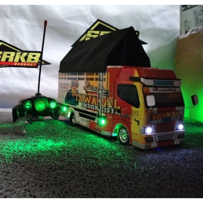 MINIATUR TRUK REMOTE CONTROL SANJAYA JET BOSS MOEDA MINIATUR TRUK REMOTE CONTROL SANJAYA JET BOSS MOEDA