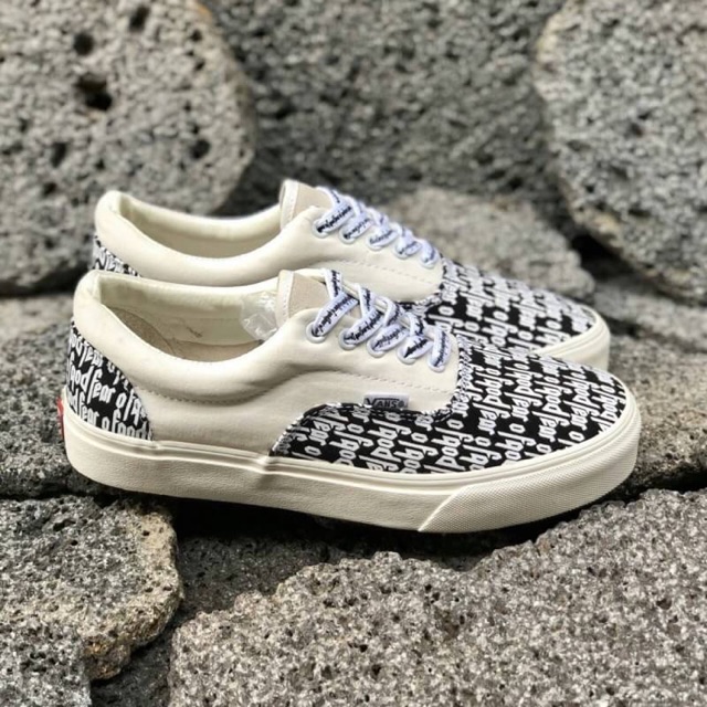 Sepatu Vans Era 95 DX x FOG Fear Of God Marshmallow White and Black waffle EHC BNIB Premium Original