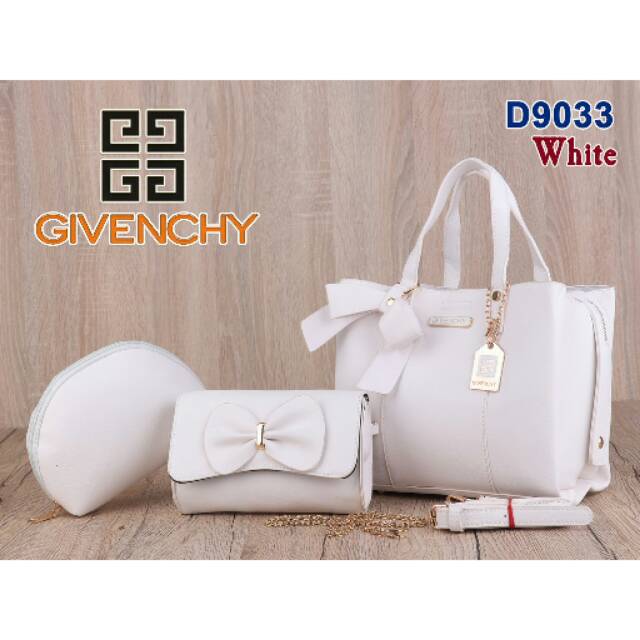 Bag Givenchy D9033