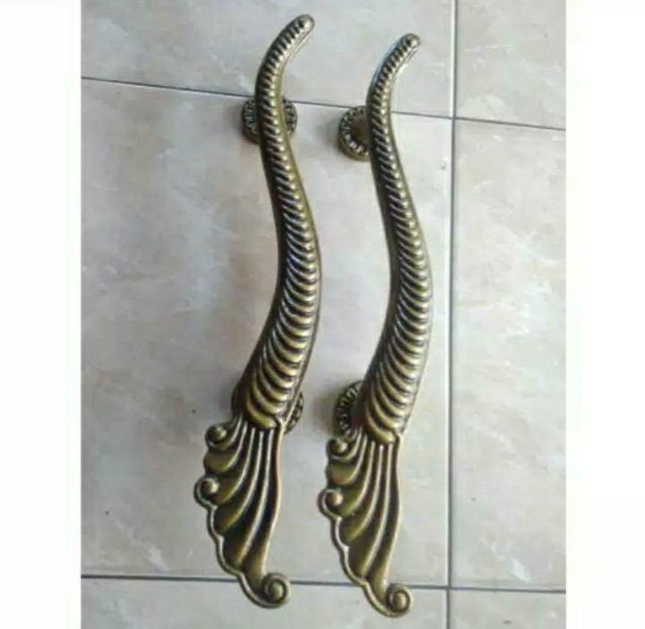 Handle Pintu Model Kipas Besar