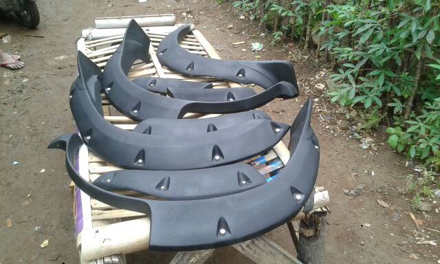 Over fender isuzu panther kapsul lm lv ls baut variasi