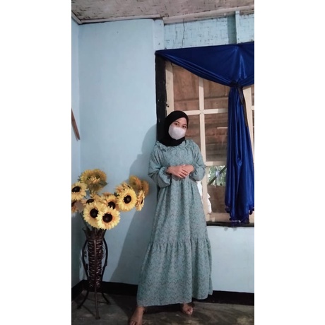 MIDI DRESS CLARIE #2 DRES MOTIF BUNGA BAHAN CERUTY BABYDOLL / BAHAN CERUTY UKURAN LD 105 CM PB 125 CM PANJANG TANGAN 53 CM DRESS MUSLIM MIDI DRES KOREA DRESS JUMBO MIDDI DRES TERBARU MIDDI DRESS MIDDI POLOS TERBARU 2022