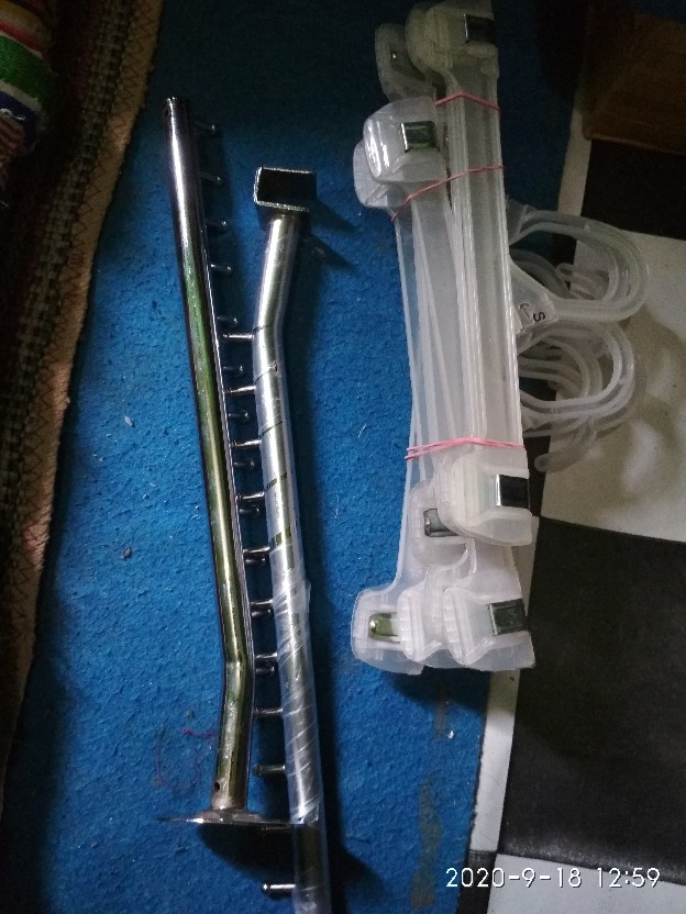 Hanger Gantungan Baju Suling Seruling Gelombang Tembok/pipa Kotak 12 Titik