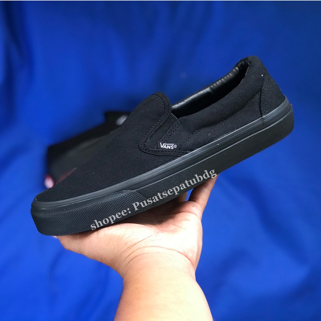 VANS SLIP ON ALL BLACK FULL HITAM