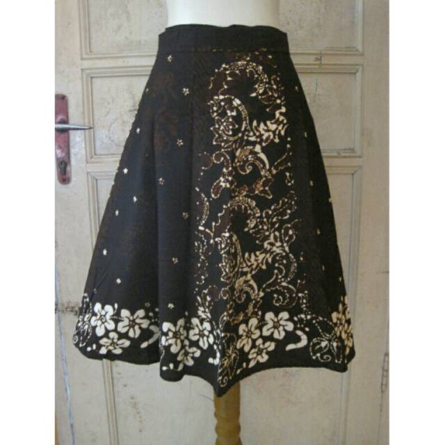 Rok Lilit Batik Pendek