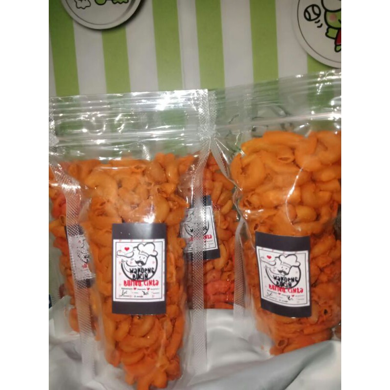 

RASA BALADO PEDAS MANIS makaroni bucin kemasan standing pouch 55gr