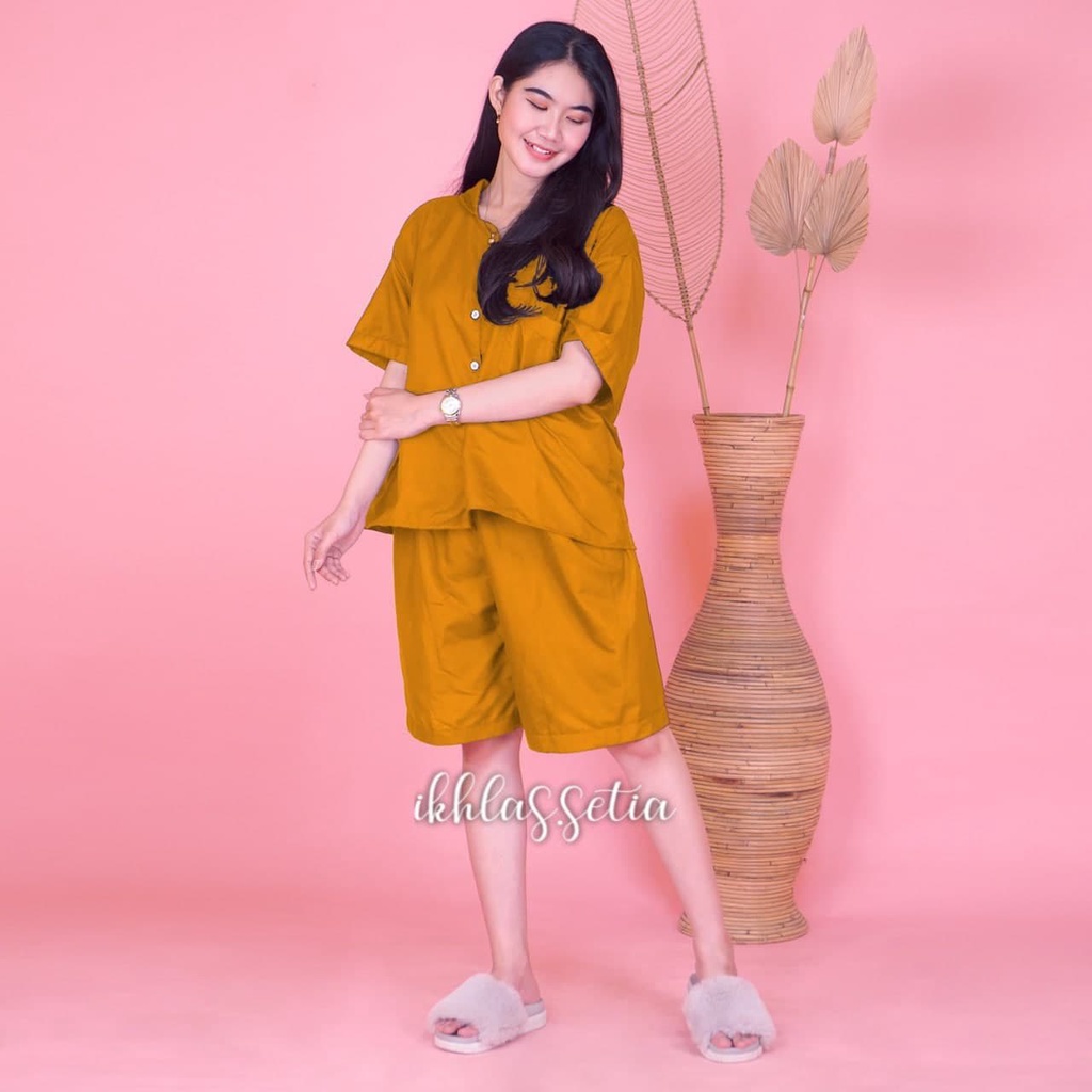 PIYAMA SETELAN PENDEK JUMBO KATUN KARAKTER BAJU TIDUR KANCING DEPAN-KJ POLOS MUSTARD