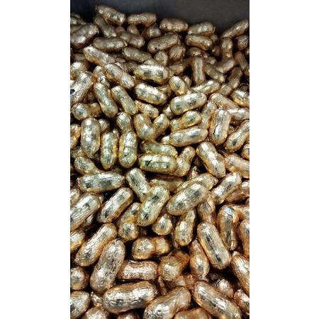

cokelat bentuk kacang
