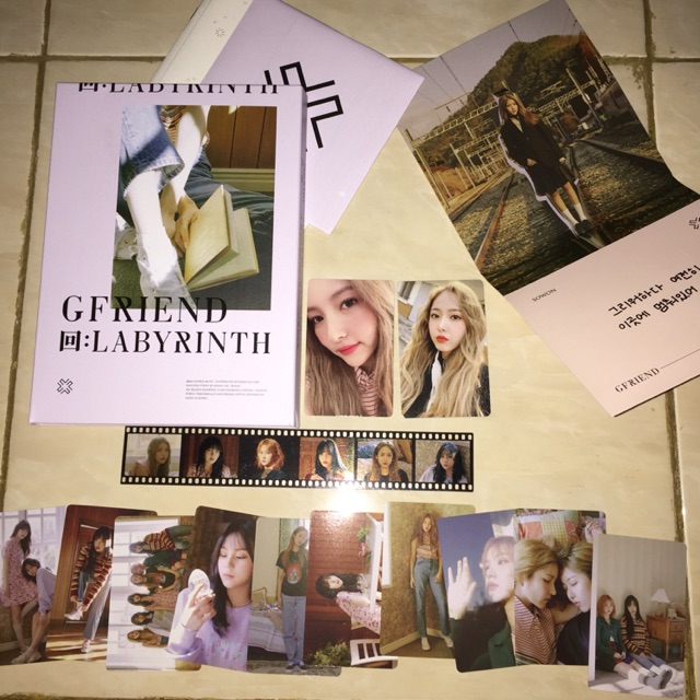 ALBUM GFRIEND LABYRINTH PHOTOCARD SINB SOWON ROOM VER UMJI POSTER