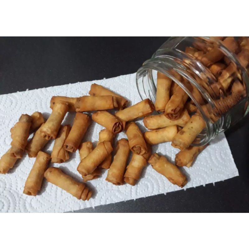 

Sumpia abon / kulit lumpia isi abon