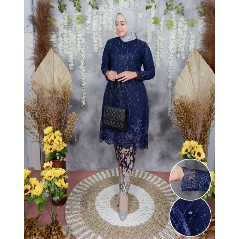 SAE - KEBAYA MODERN - KEBAYA WISUDA - KEBAYA TUNIK - KEBAYA KONDANGAN - KEBAYA TULLE - KEBAYA BRUKAT - KEBAYA PESTA - ATASAN KEBAYA SETELAN KEBAYA MODERN-NAVY