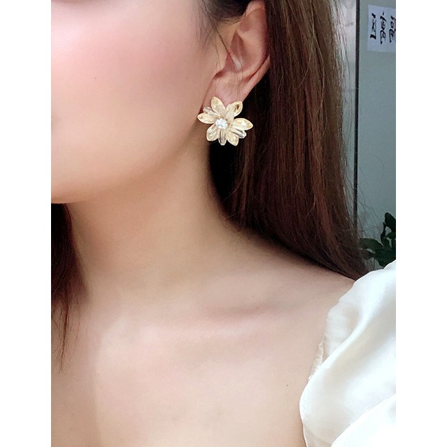 LRC Anting Tusuk Fashion Crystal Flower Diamond Earrings K49008